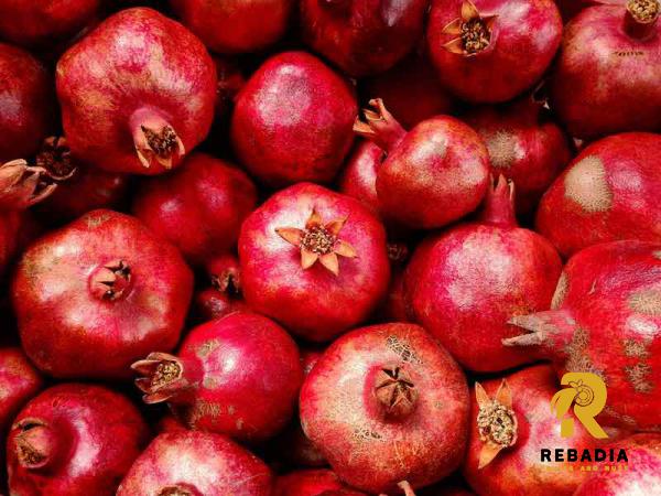 What happens if we eat pomegranate daily?